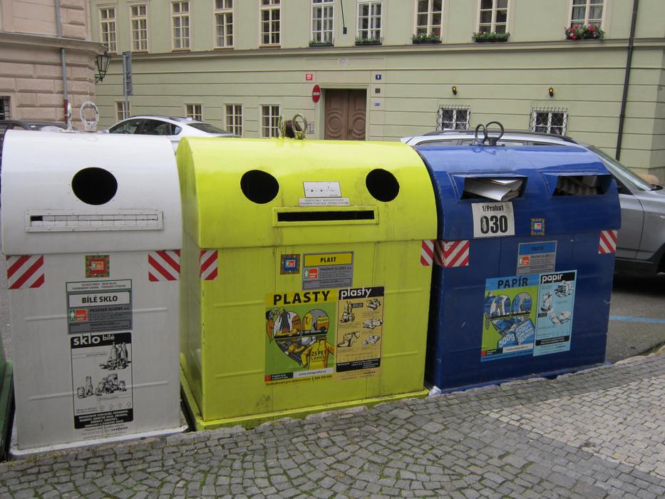 Trash Can Sorting