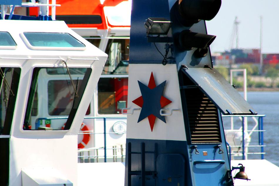 Ship Container Elbe