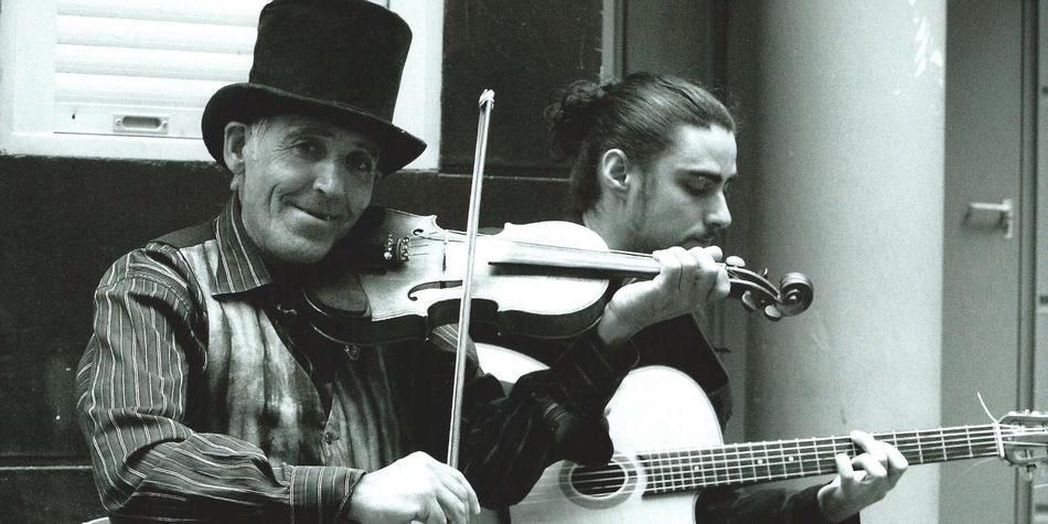 Nantes Musician Street
