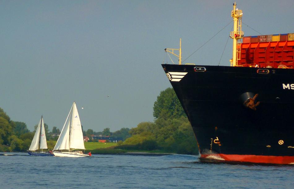 Ship Container Elbe