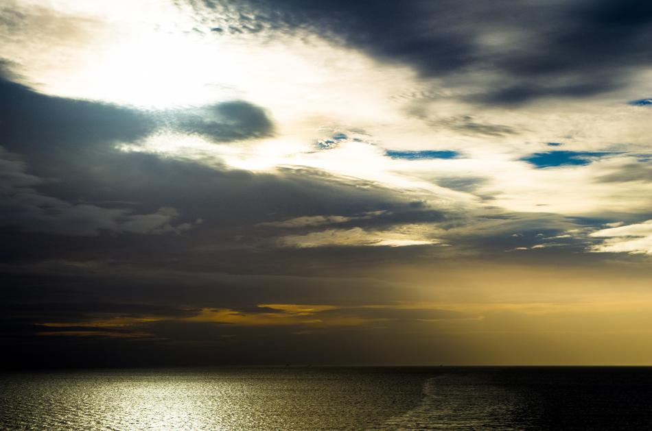 the sea with the beautiful sunrise