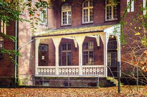 villa as a lost place