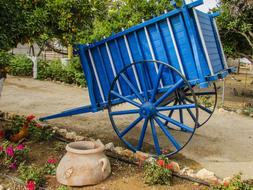 Wagon Blue Wheel