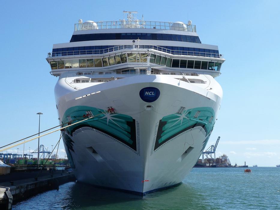 Transport Cruise Boat