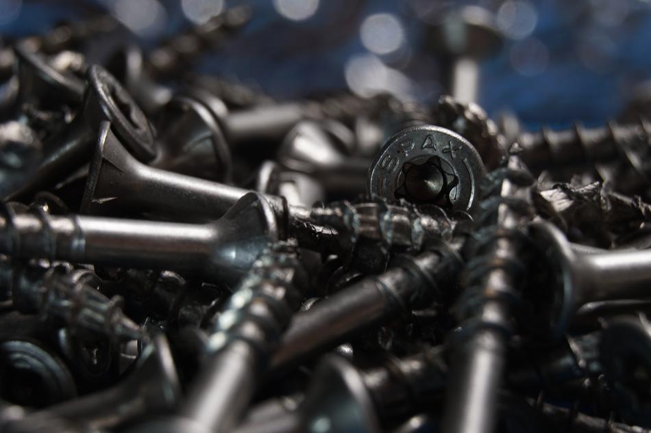 torqued bolts for construction