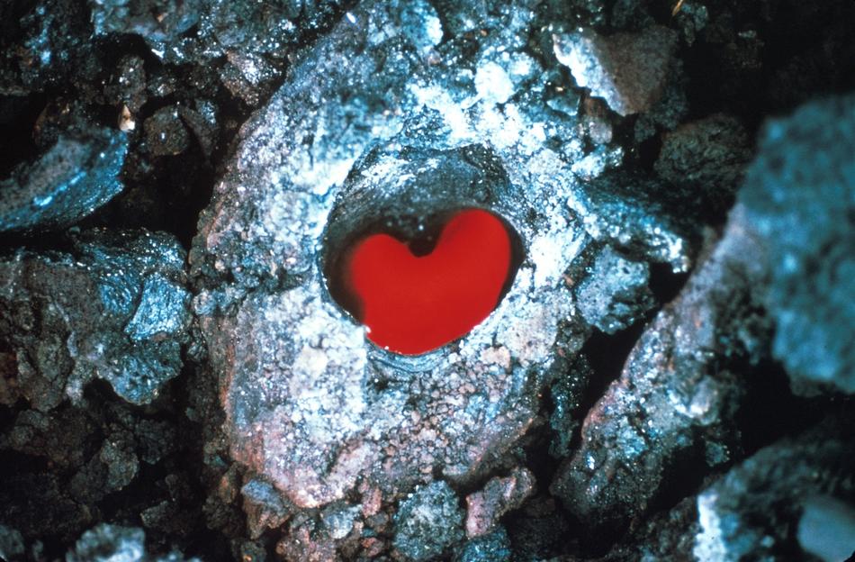 Lava Flow Heart Shape Red