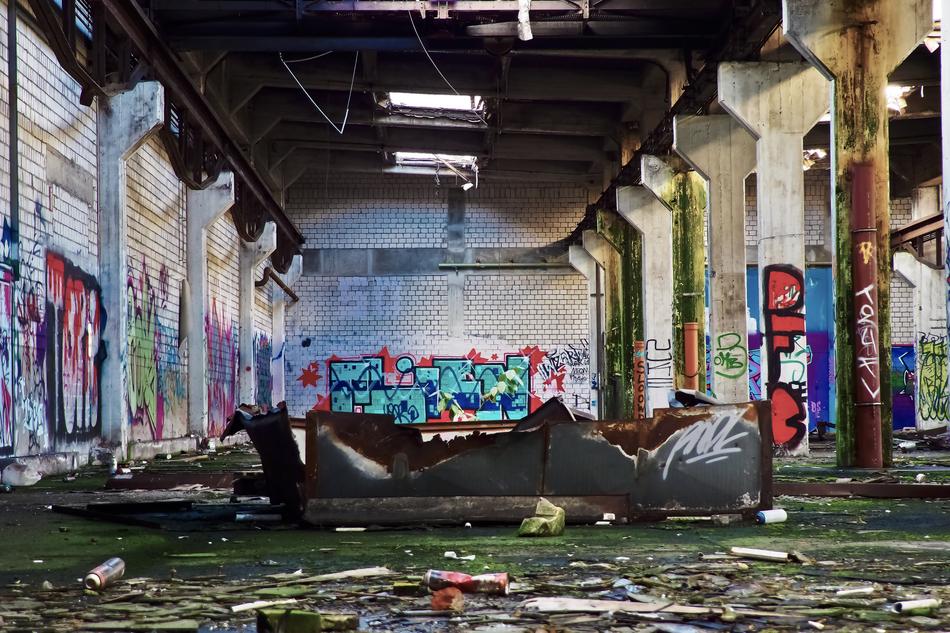 amazing Factory Old