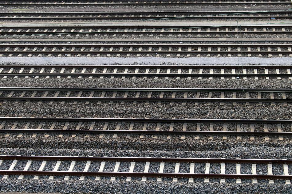 Gleise Railway Train Tracks