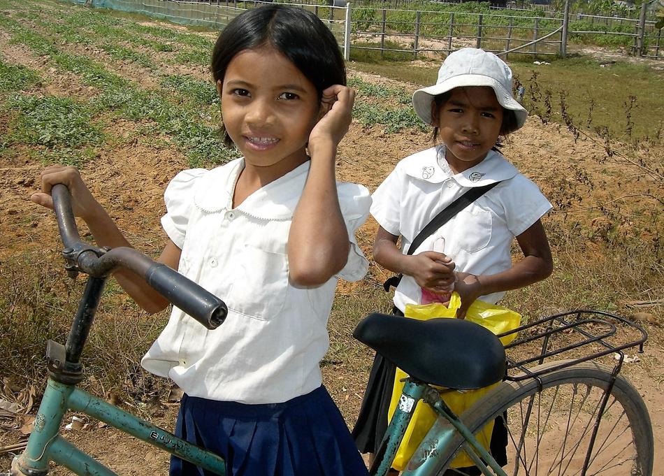 Transport Bicycle Girls