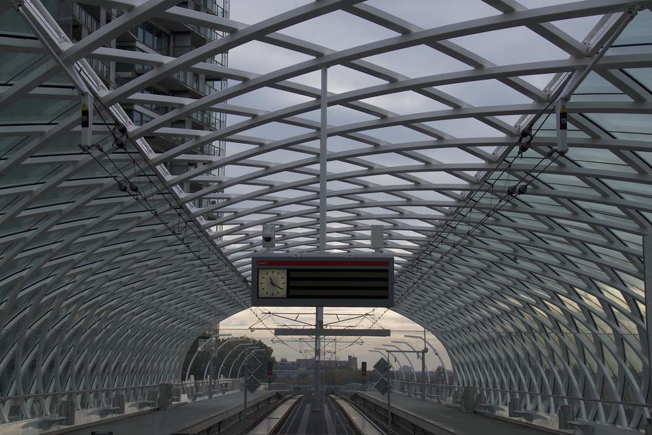 metal structure on the roof of the subway