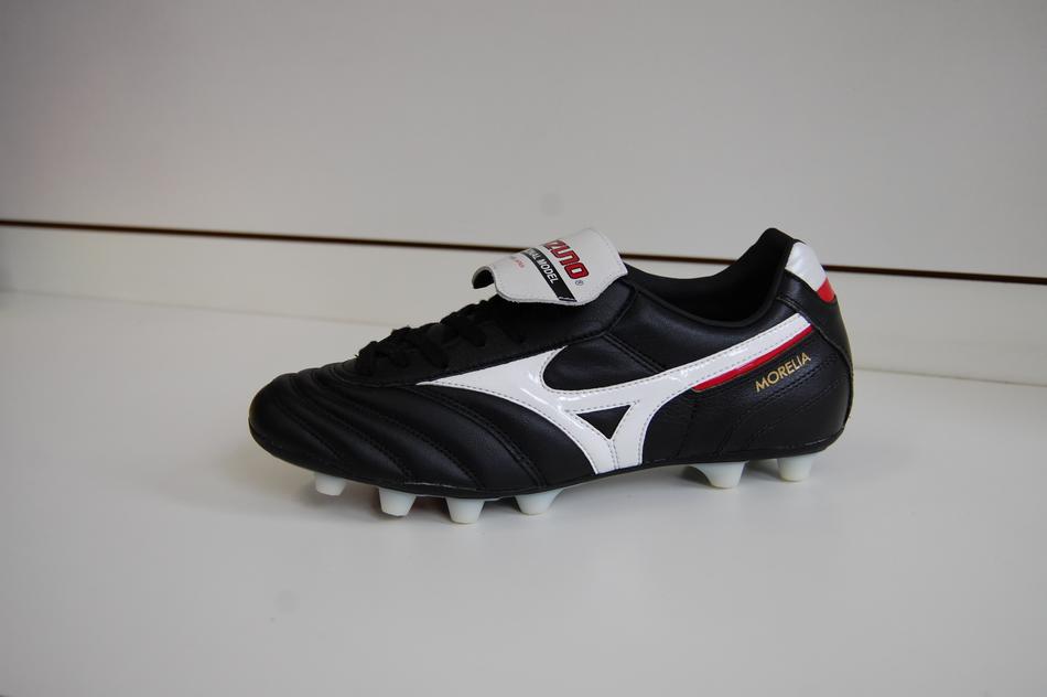 Mizzuno Football Boot