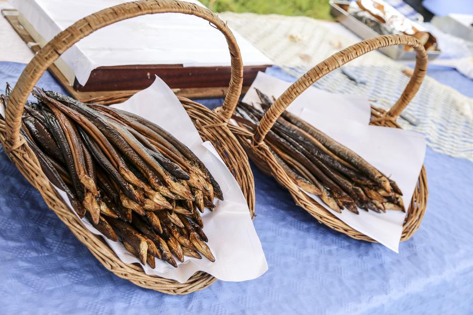 fried fish in a basket