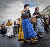 folklore parade