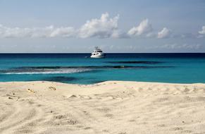 Sea Boat Vacation