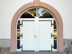 Building pink Door Goal