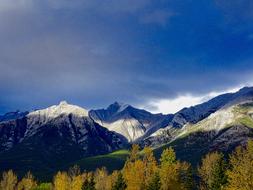 Light Autumn Mountains