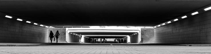 Tunnel Silhouette people