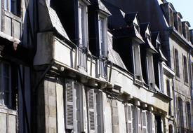 Facade Road Houses