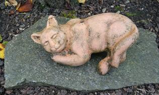 sleeping Cat, figurine, Garden Decoration