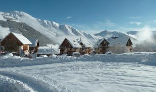 Village Mountain Winter St Sorlin