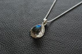 Blue Labradorite Pendant Accessories