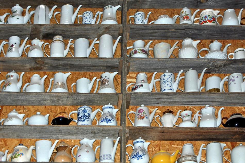 kettles on the windowsill