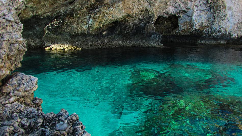 Sea Cave Turquoise