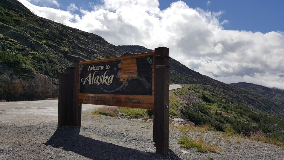 Sign Alaska Welcome
