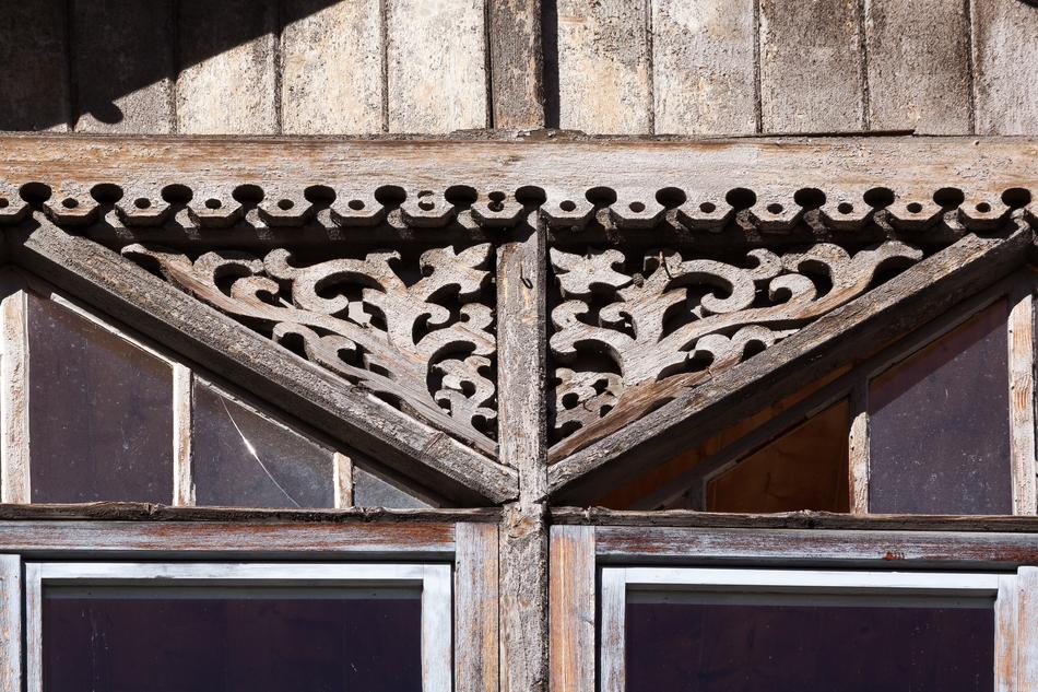amazing Facade Window