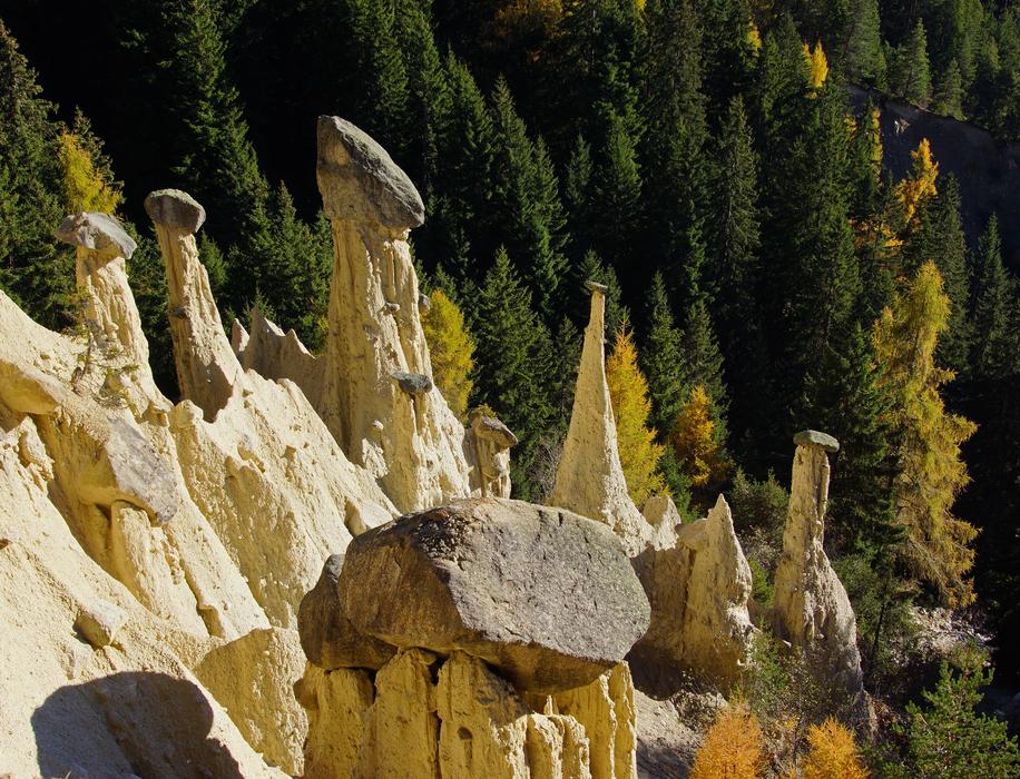 Pyramids Earth Stones