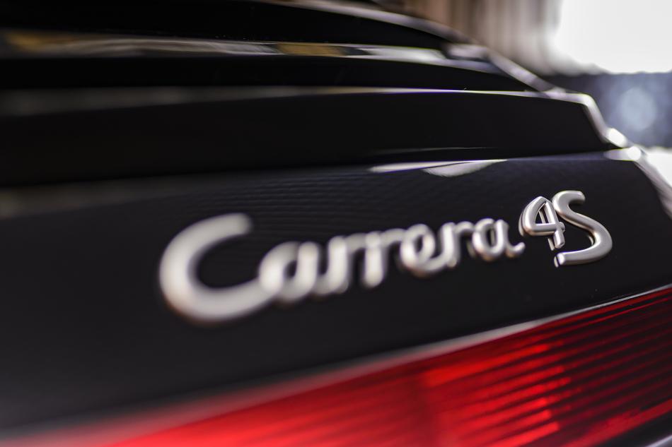 Porsche 911 Carrera