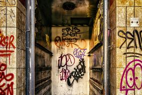 Lost Places Elevator