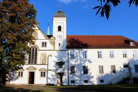 MÃ¼nsterland Building