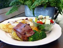 Meat and vegetable dish