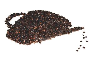 picture of teapot with coffee beans