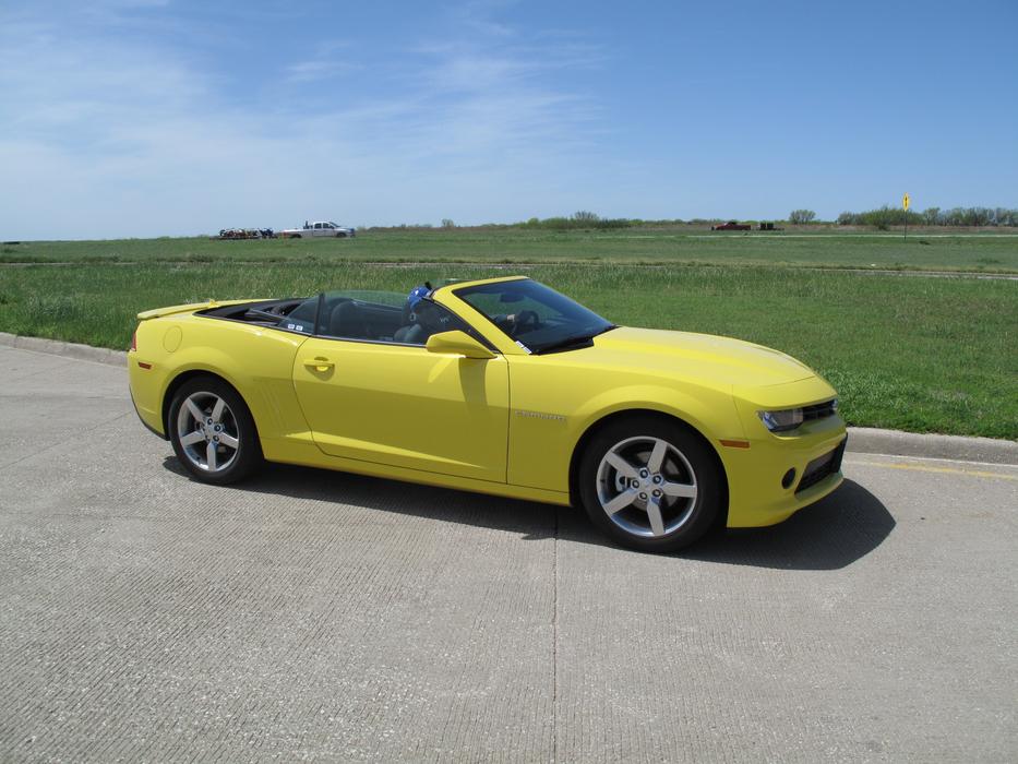 Chevrolet Camaro Cabrio car
