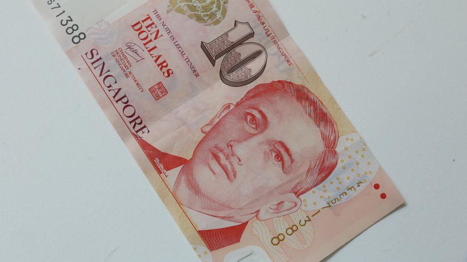 Singapore Money Note finance