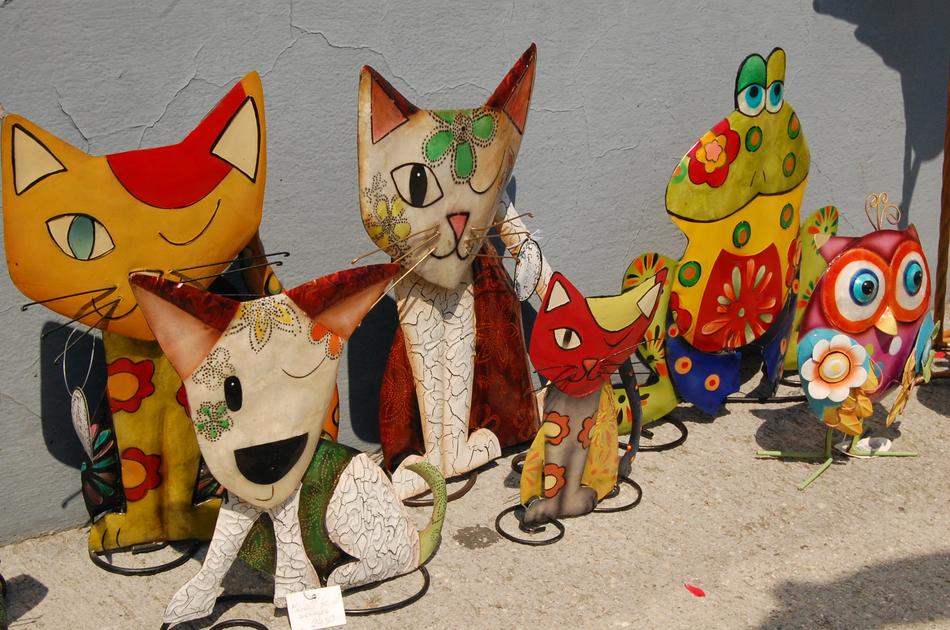 colorful animals, wrought iron Dolls, austria, Hallstatt