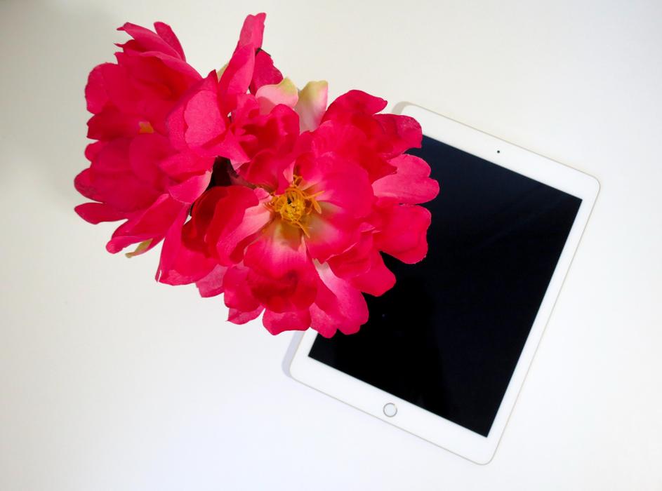 Flower Pink Tablet