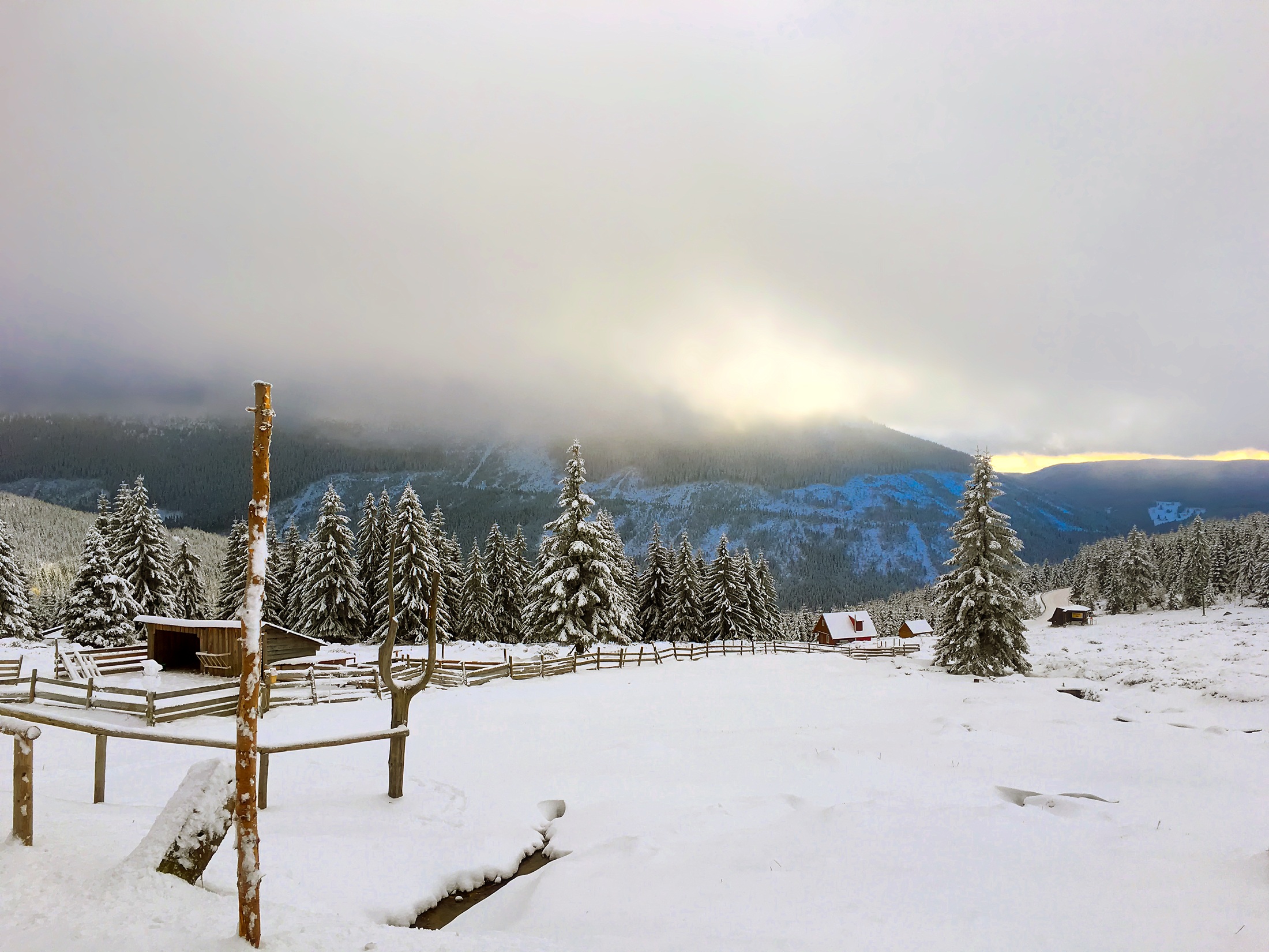 Winter countryside landscape in the Czech Republic free image download