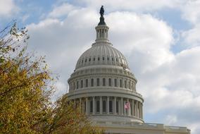 photo of the dome of the White House in Washington