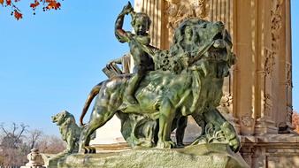 Madrid Statue