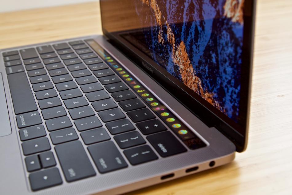 Macbook Pro Touch Bar
