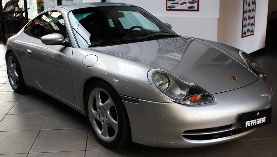 Porsche 911 Carrera Auto
