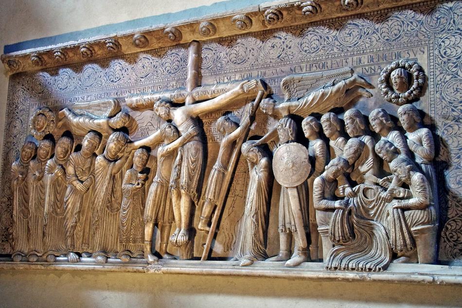 gothic bas-relief of the crucifixion in the Duomo