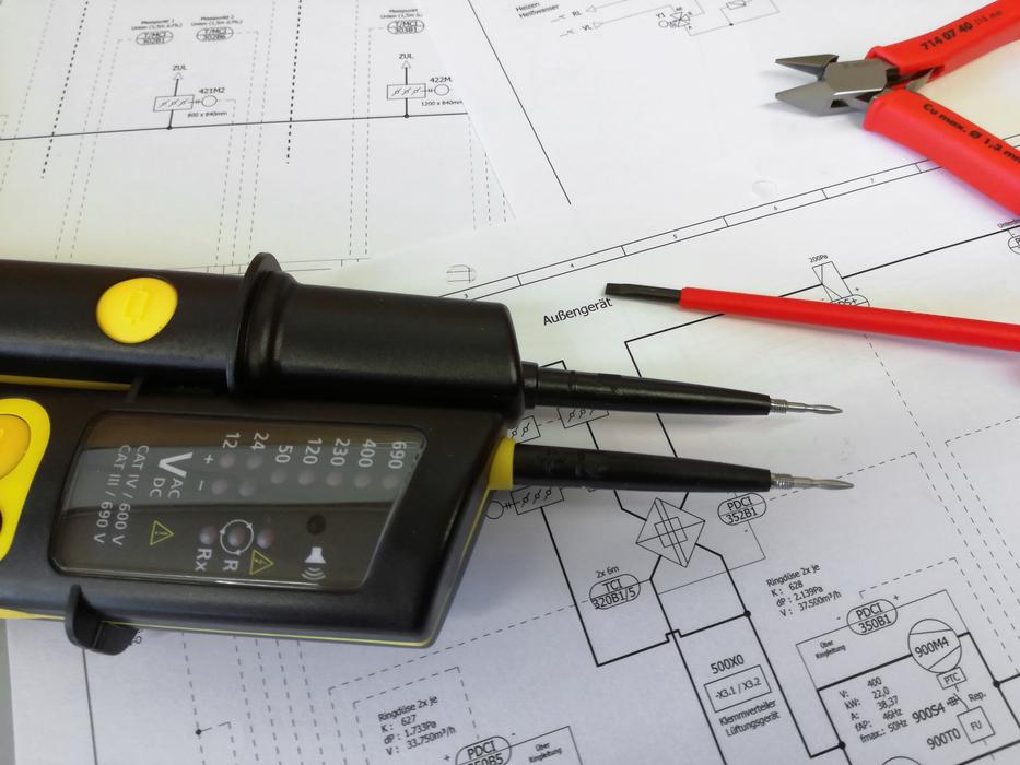 tools on the plan with electrical diagrams