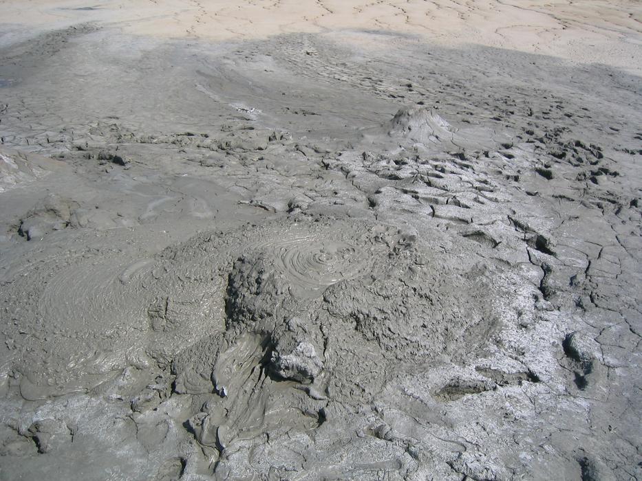 Muddy Vulcanoes Pâclele Mici Mud