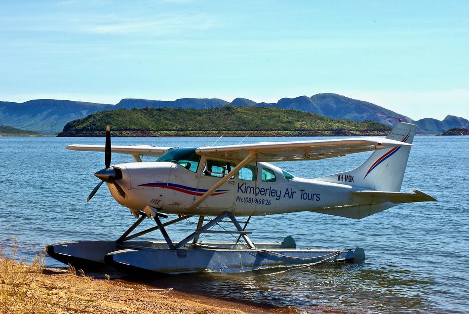 Float Plane Aero Lake