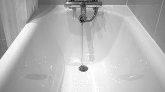 photo of a white bath