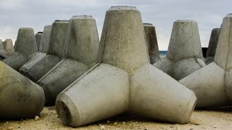 concrete harbor structures